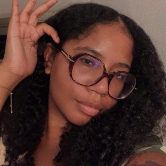 Meet your Posher, Tatjana - Picture 1 of 1